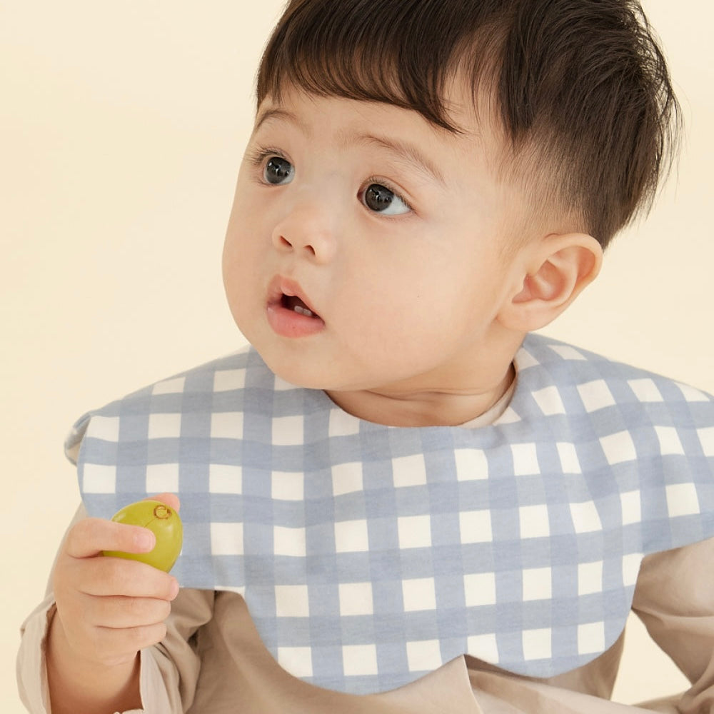 Rolling Bib